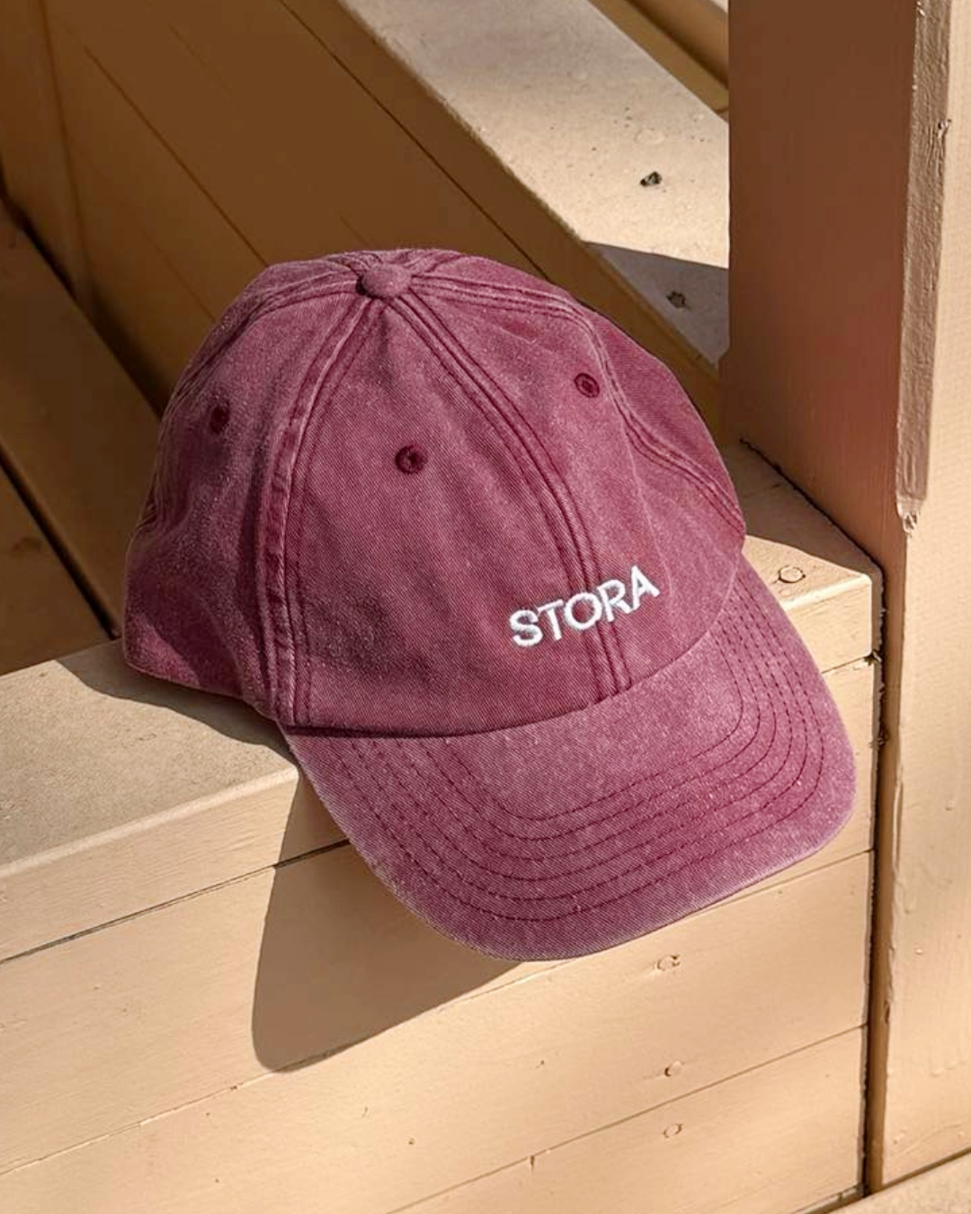 CAP STORA - RED